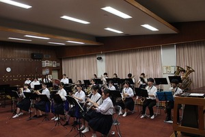 吹奏楽部