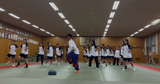 校歌ダンス3