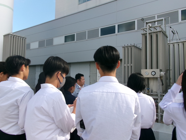 岩谷産業2